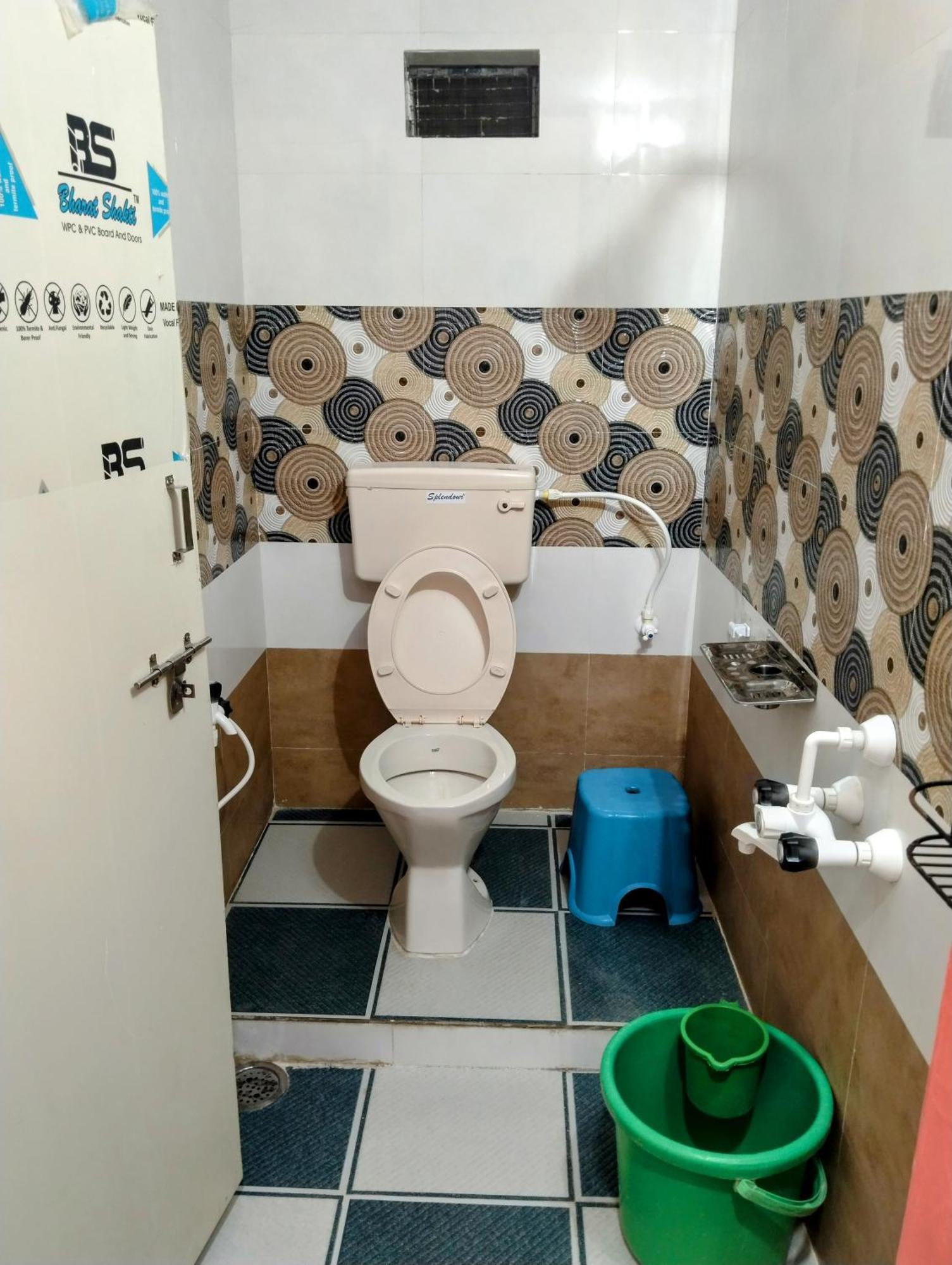 Funky Monkey Home Stay Hampi Exteriör bild